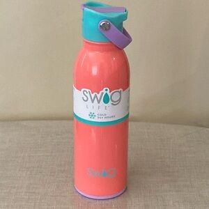SWIG LIFE Flip & Sip Bottle- Coral Crush 16 Oz